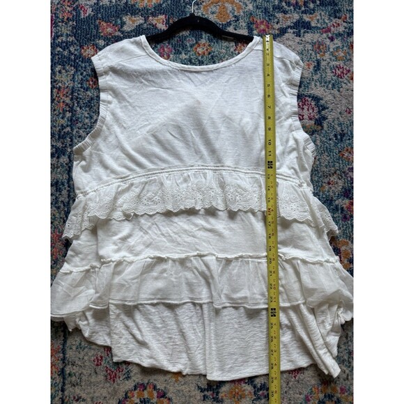 Free People Claire Tee Tunic Top Eyelet Embroidered Ruffle Tiered Boho Sz XS - Picture 8 of 10